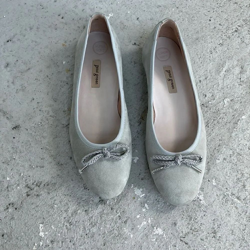 Paul Green gray flats